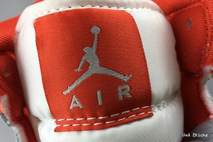 (GS)-555112-104 1 257 MID JORDAN AIR Comfortable 0816